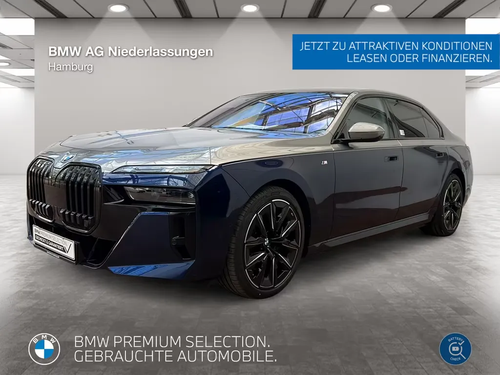BMW i7