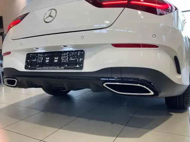Mercedes-Benz CLA 220
