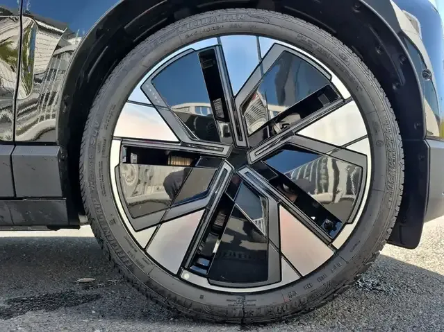 Volvo EX30