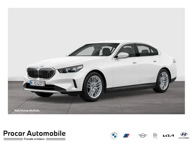 BMW i5