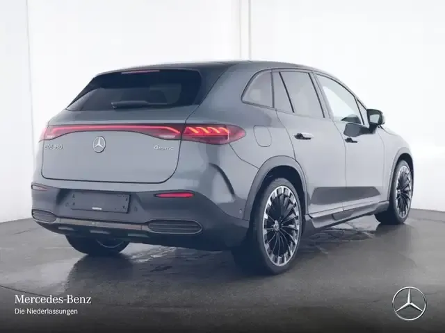 Mercedes-Benz EQE SUV