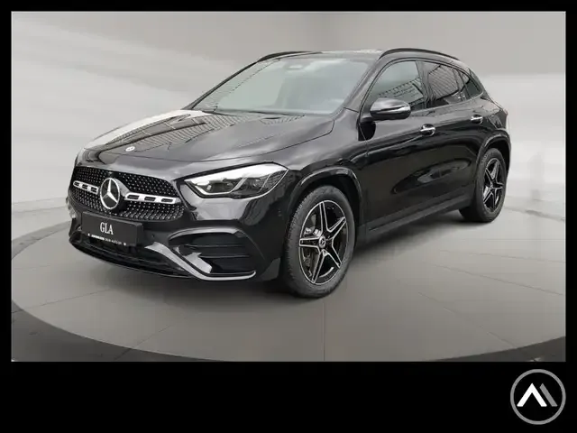Mercedes-Benz GLA 220