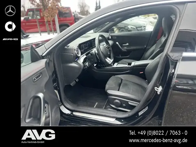 Mercedes-Benz CLA 35 AMG