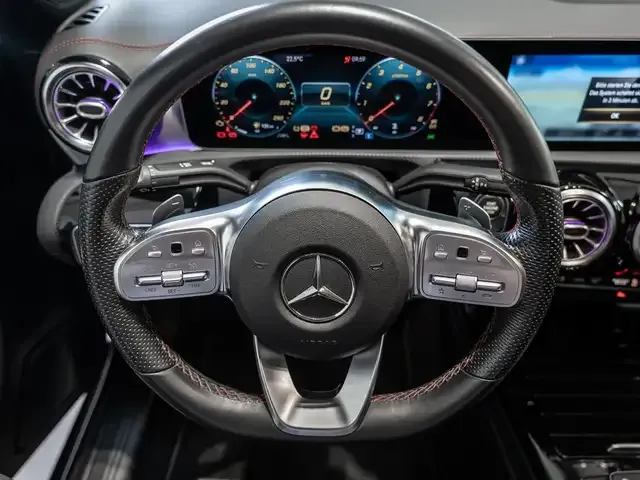 Mercedes-Benz CLA 220