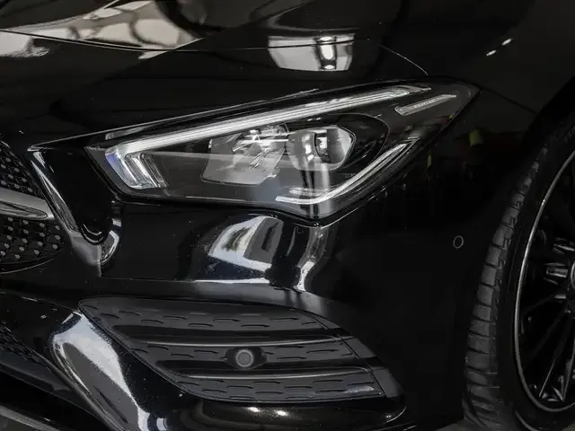Mercedes-Benz CLA 220