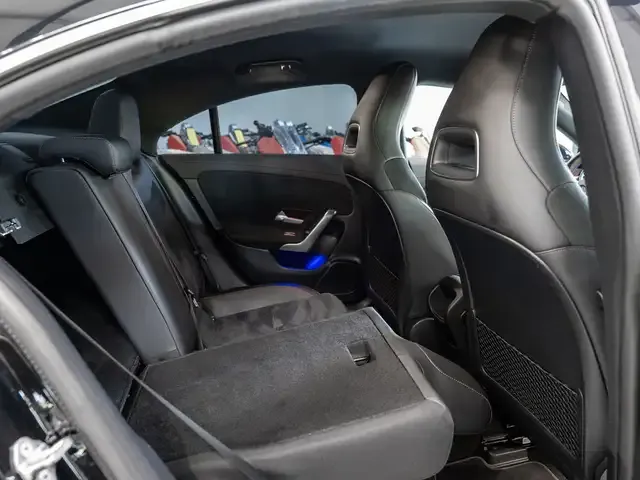 Mercedes-Benz CLA 220