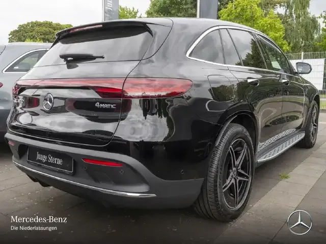 Mercedes-Benz EQC 400