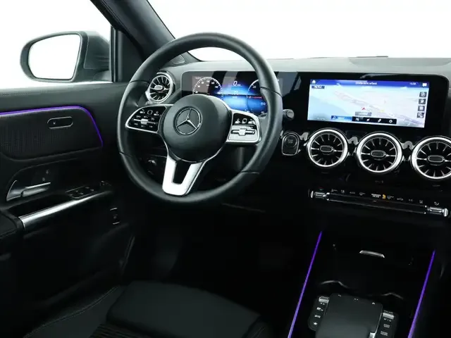 Mercedes-Benz EQA 250