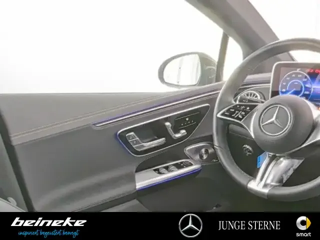 Mercedes-Benz EQE 300