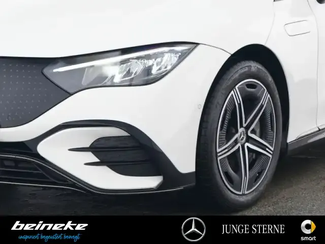 Mercedes-Benz EQE 300