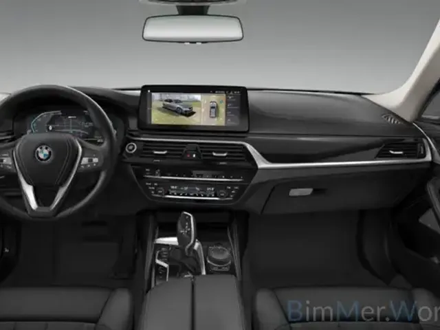 BMW 530