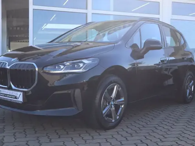BMW 220