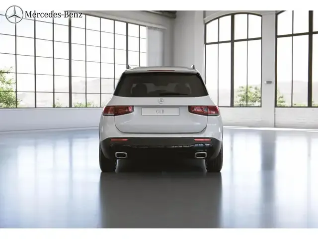 Mercedes-Benz GLB 220