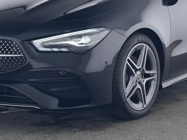 Mercedes-Benz CLA 180