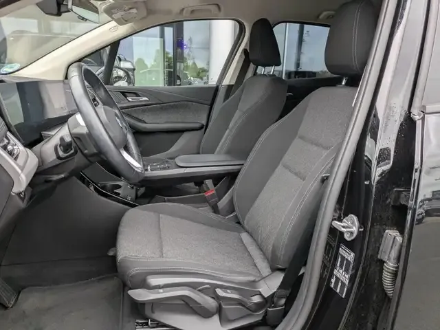 BMW 216
