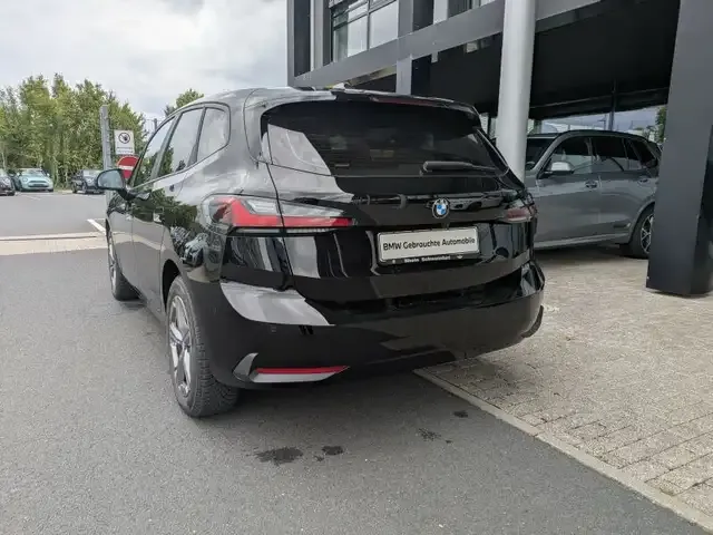 BMW 216