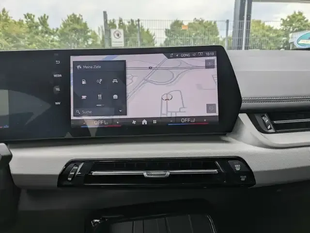 BMW 216
