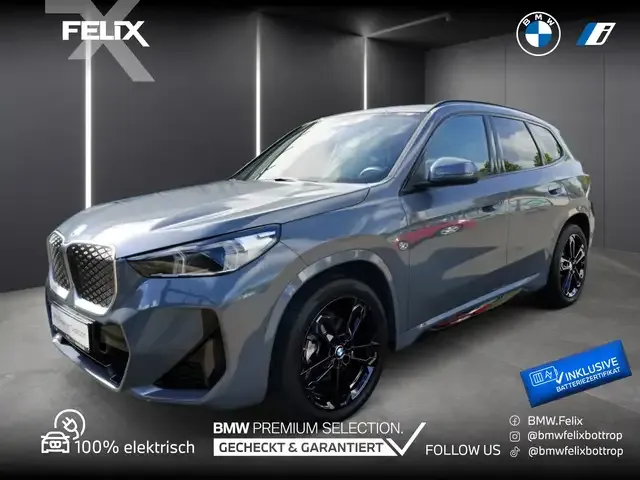BMW iX1