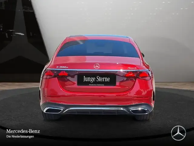 Mercedes-Benz E 300