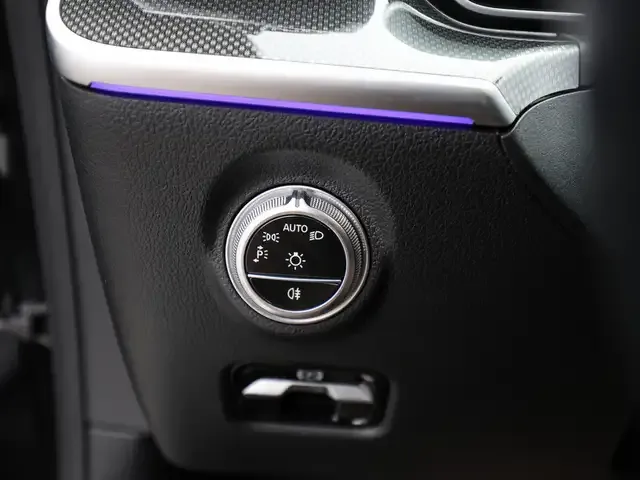 Mercedes-Benz CLE 200