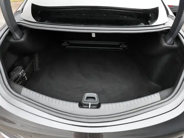 Mercedes-Benz CLE 200