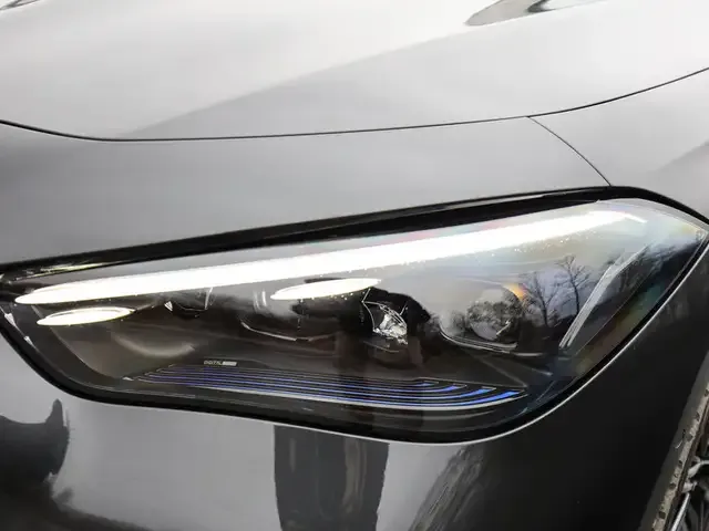 Mercedes-Benz CLE 200