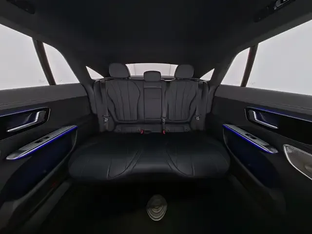 Mercedes-Benz EQE 350