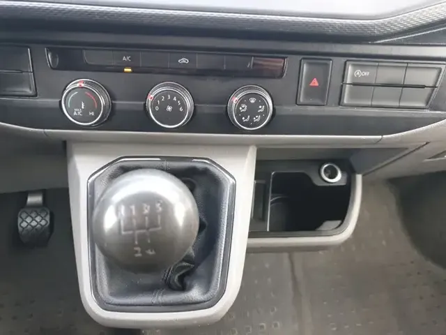 Volkswagen T6.1 Transporter