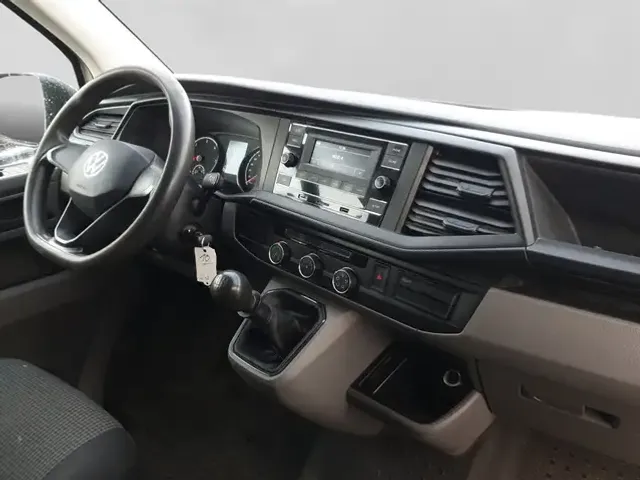 Volkswagen T6.1 Transporter