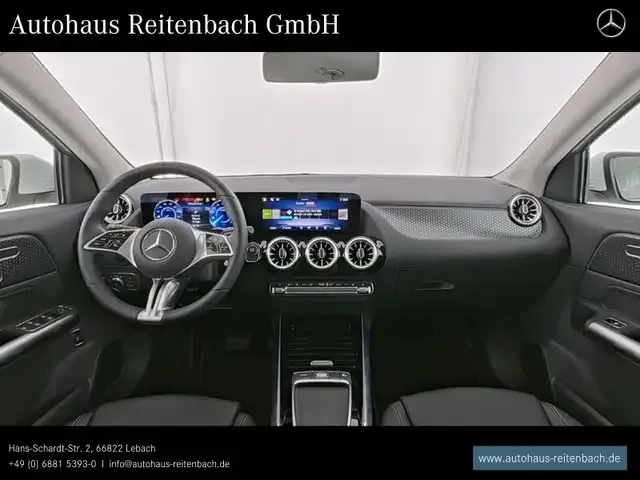 Mercedes-Benz EQA 300