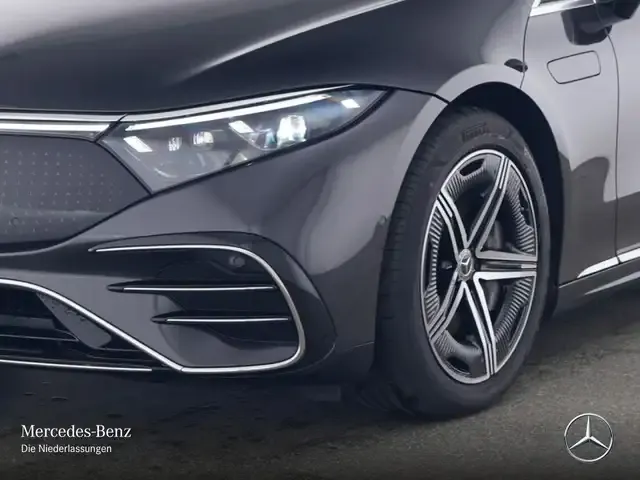 Mercedes-Benz EQS