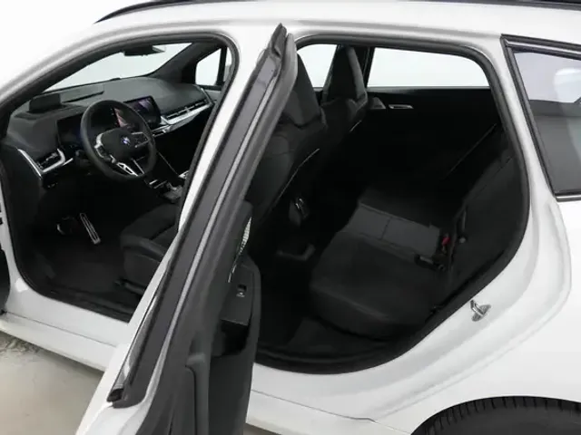 BMW 223