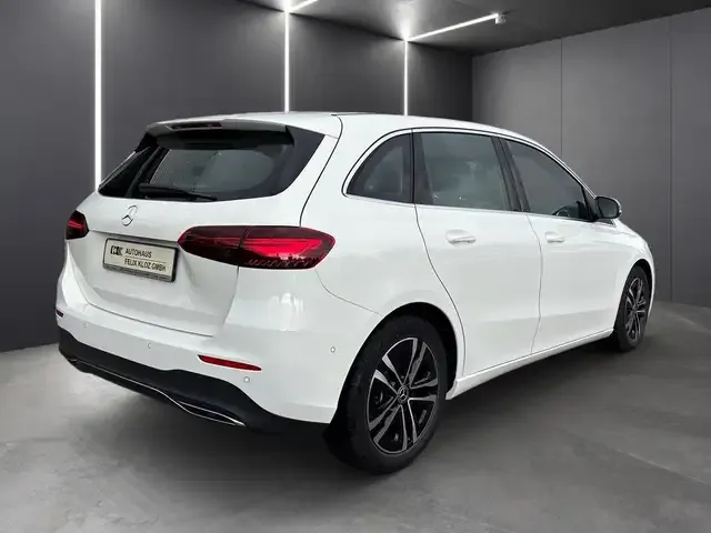 Mercedes-Benz B 200