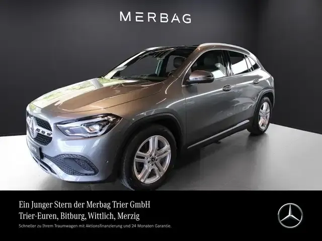 Mercedes-Benz GLA 250