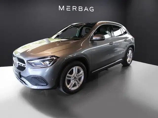 Mercedes-Benz GLA 250