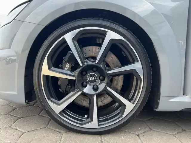 Audi TT RS