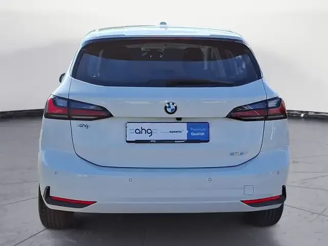 BMW 216