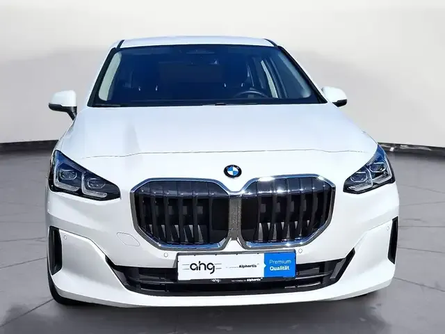 BMW 216