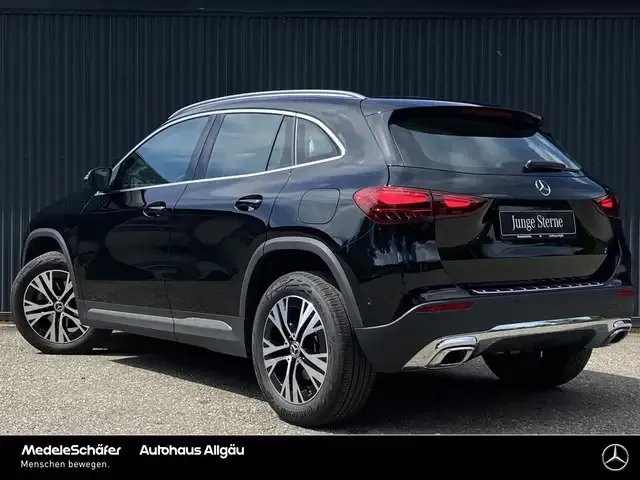 Mercedes-Benz GLA 180