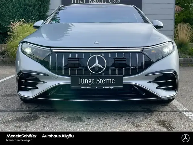 Mercedes-Benz EQS