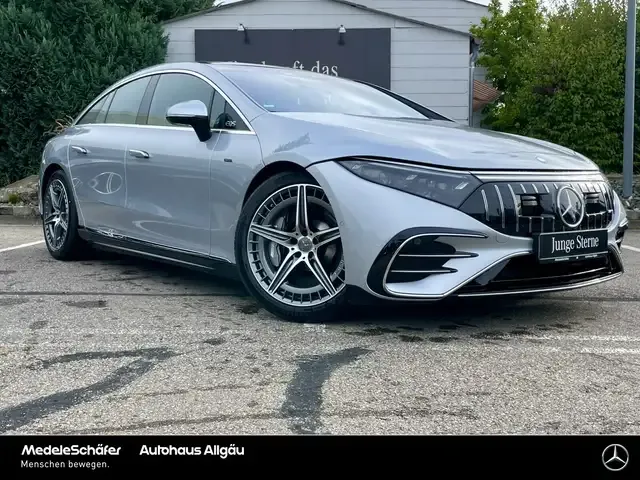 Mercedes-Benz EQS