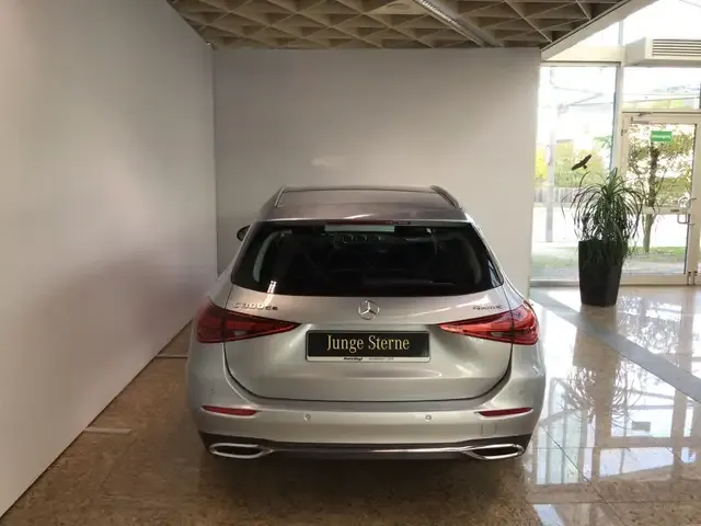 Mercedes-Benz C 300