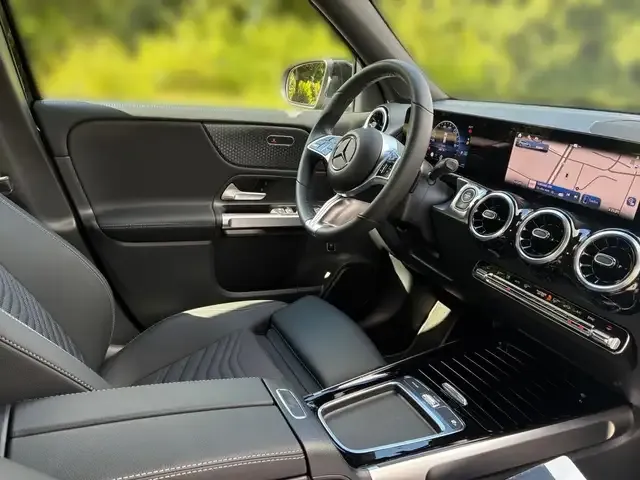 Mercedes-Benz GLB 200