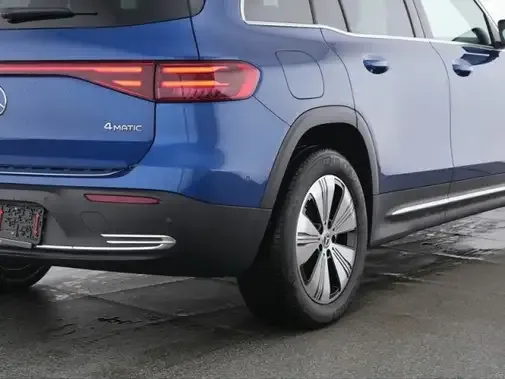 Mercedes-Benz EQB 300