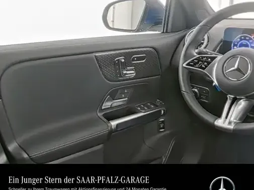 Mercedes-Benz EQB 300