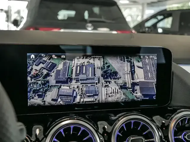 Mercedes-Benz GLA 200