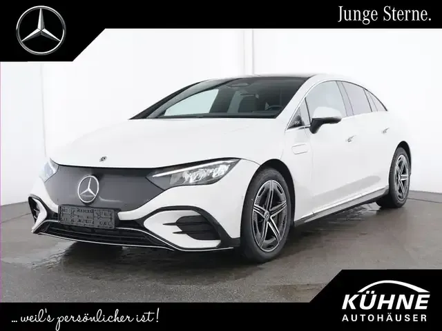Mercedes-Benz EQE 300