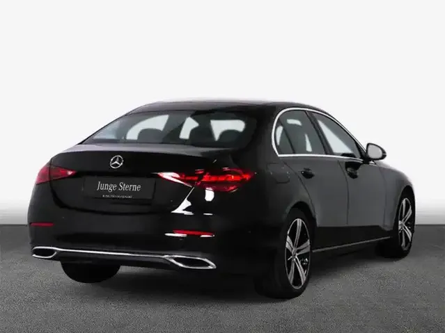 Mercedes-Benz C 220