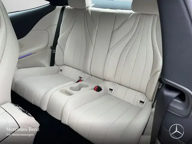 Mercedes-Benz CLE 300