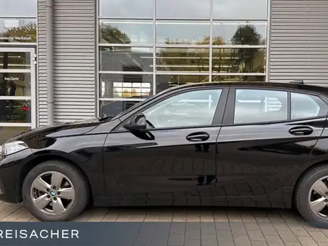 BMW 118